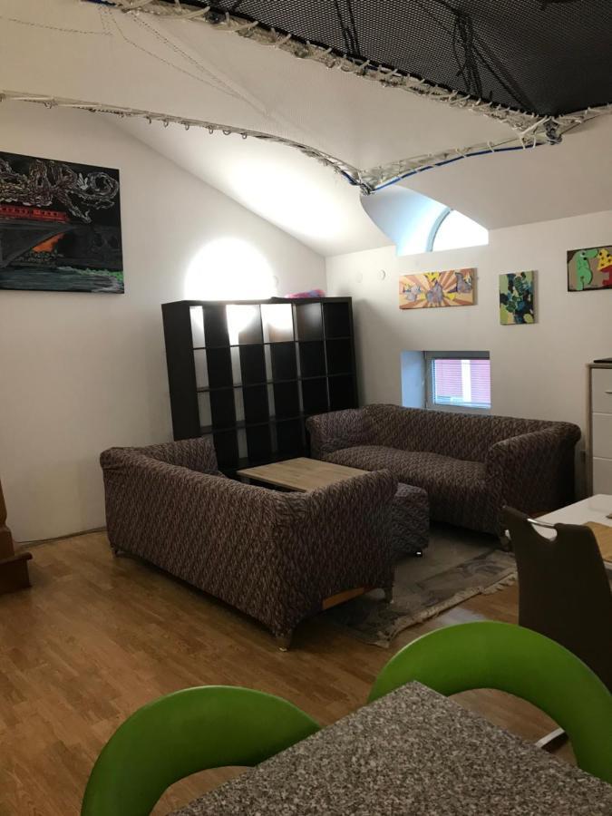 Apartment Bojci App Trgovacka Ulica 3 *